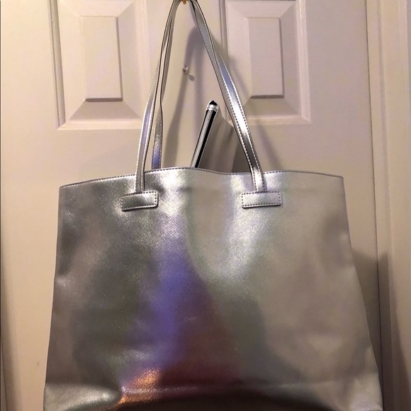 St.Jude Metallic Tote Bag - Picture 6 of 8